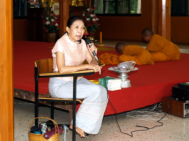 ดร.ดาราวรรณ เด่นอุดม ผู้รับผิดชอบโครงการอบรมพัฒนาจิต